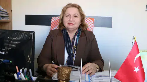 Kemer’in İlk Kadın Muhtarları Aynı Evden Çıktı